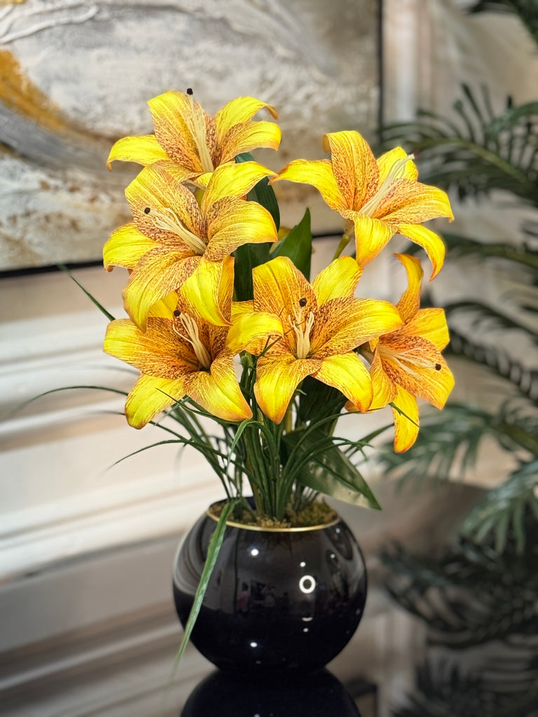 Yapay Lilyum Tanzimli Cam Vazo No:6