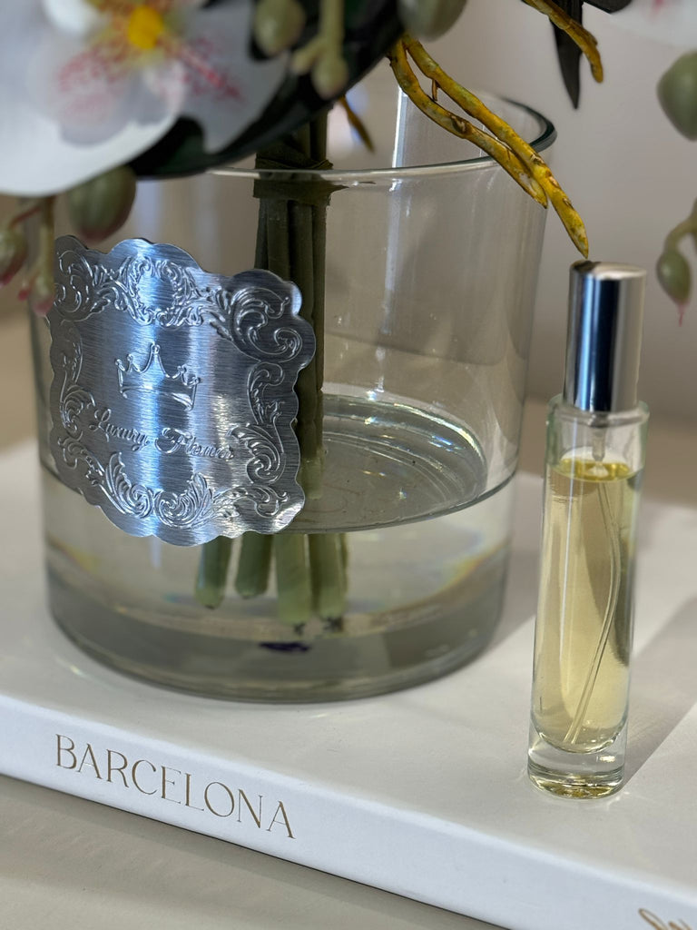 Armalı Cam Vazoda Islak Orkide Tanzimi No:11