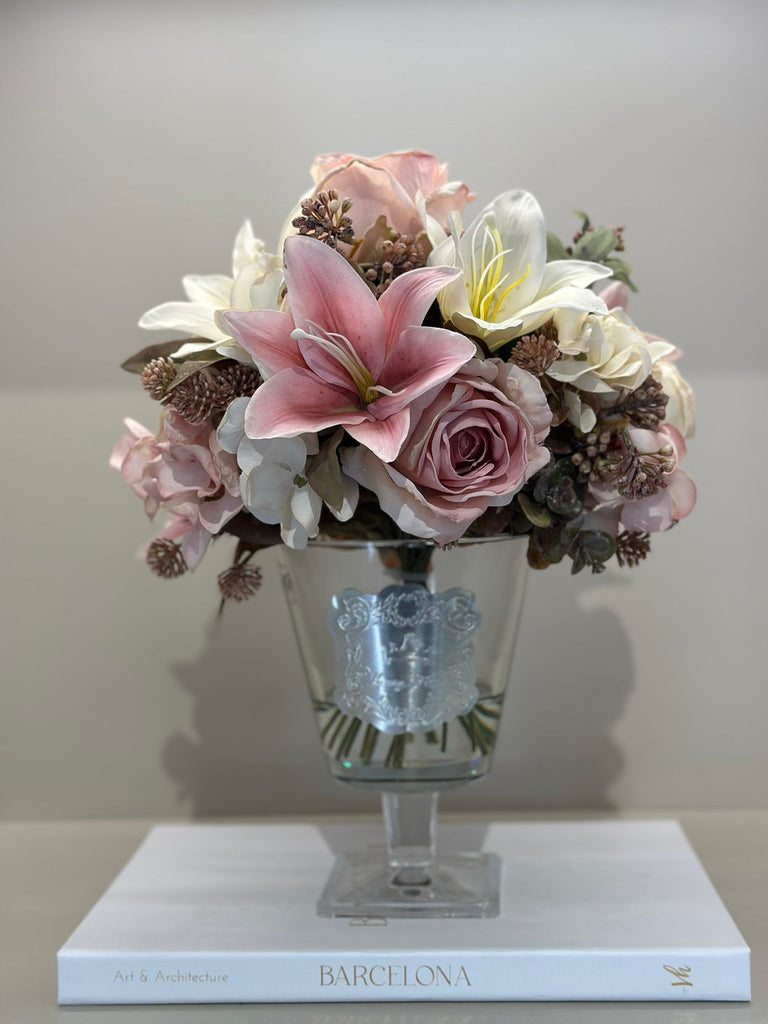 Güllü Lüks Ayaklı Vazo Orta Boy No:4