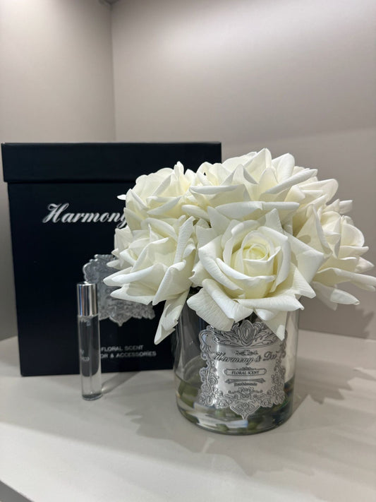 Islak Dokulu Gül 10'lu Beyaz - Şeffaf Vazo